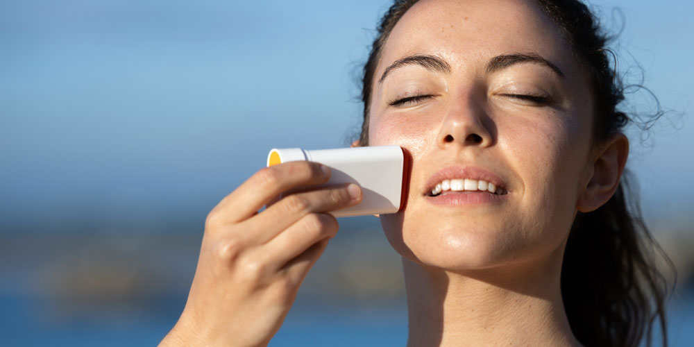 خرید ضد آفتاب و لزوم استفاده