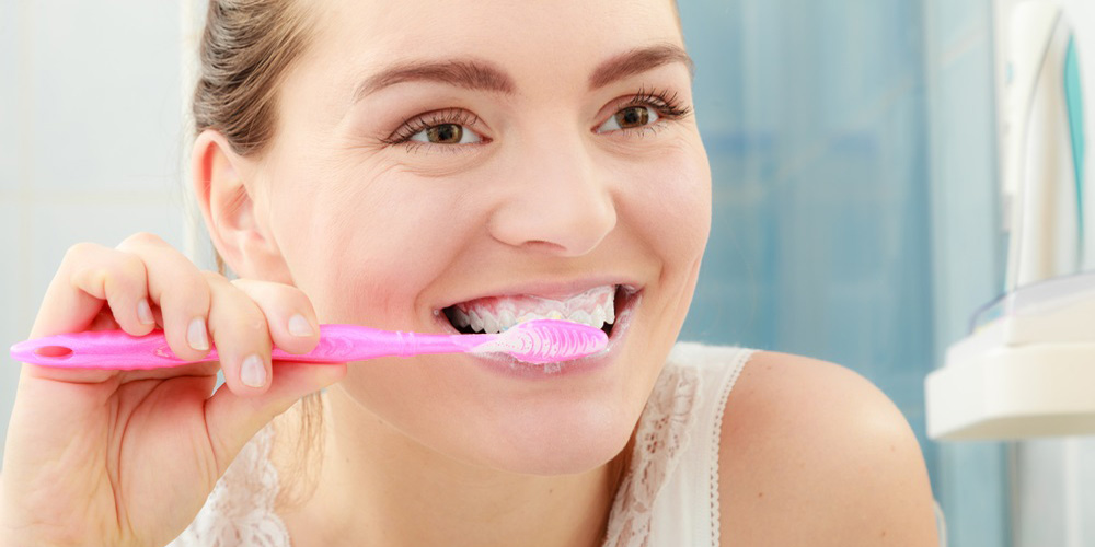 خمیر دندان سفیدکننده برای برطرف شدن لکه‌های قهوه و چای