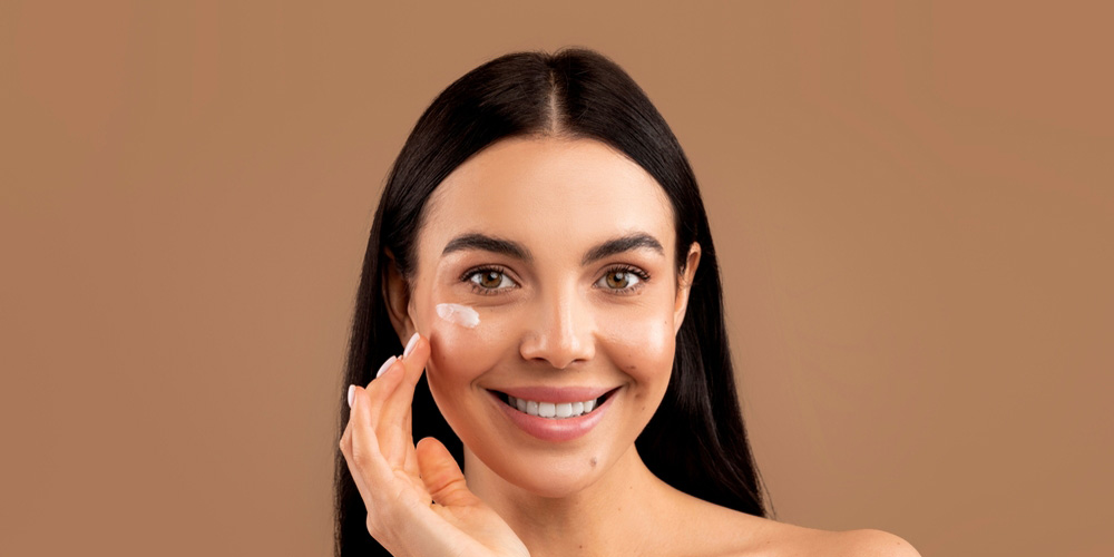 تاثیرات کرم دور چشم 