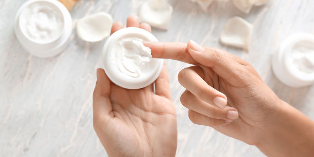 ویژگی‌های مهم یک کرم‌ مرطوب کننده پوست خشک