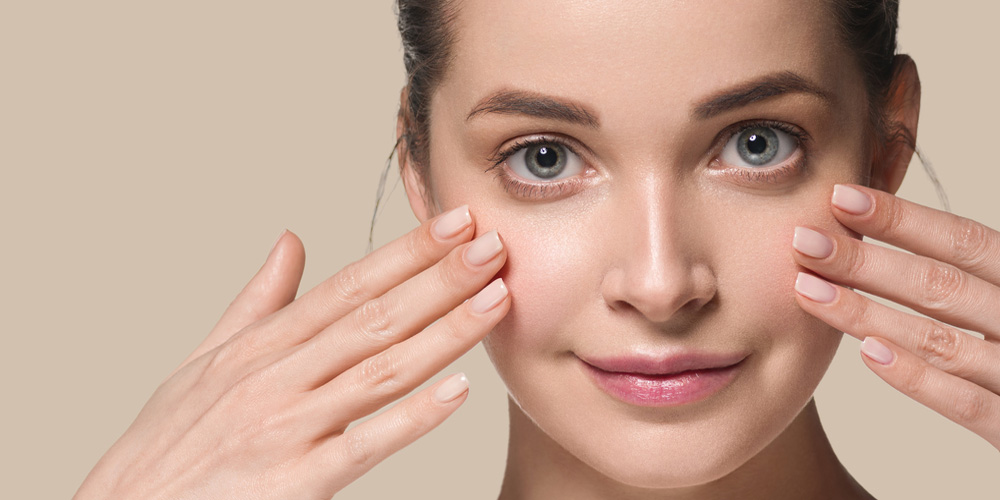 نحوه استفاده از کرم مرطوب‌کننده برای پوست خشک و حساس