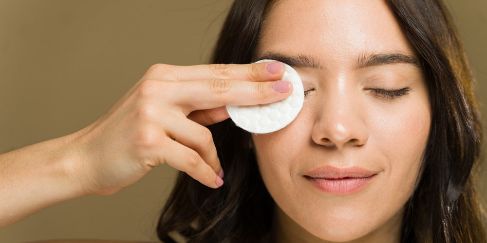 پاک کننده آرایش چشم بدون سوزش و التهاب