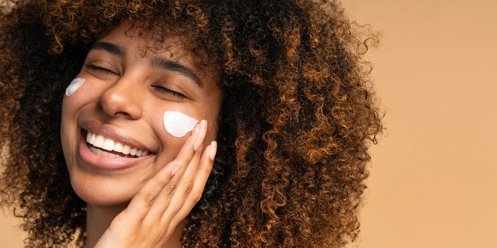 چگونه تکنولوژی هوشمند رطوبت پوست را مدیریت میکند؟