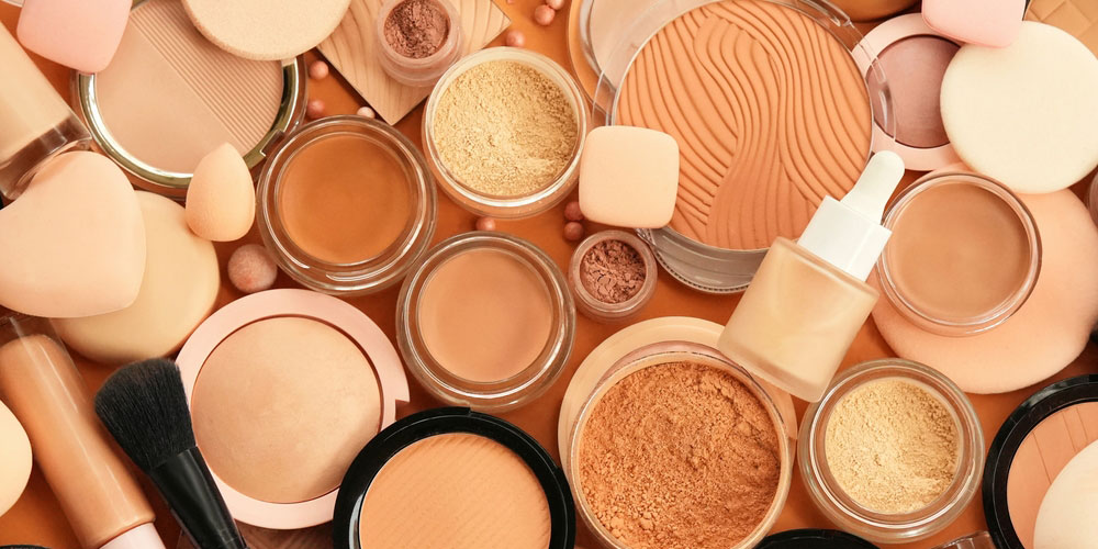 آیا کرم‌پودر با وجود واقعیت افزوده دیگر جایی در میکاپ ندارد!