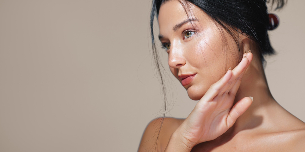 فلوئید مرطوب‌کننده سبک و بدون چربی222