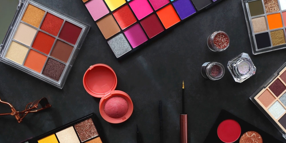 محصولات پیشنهادی برای میکاپ فضایی