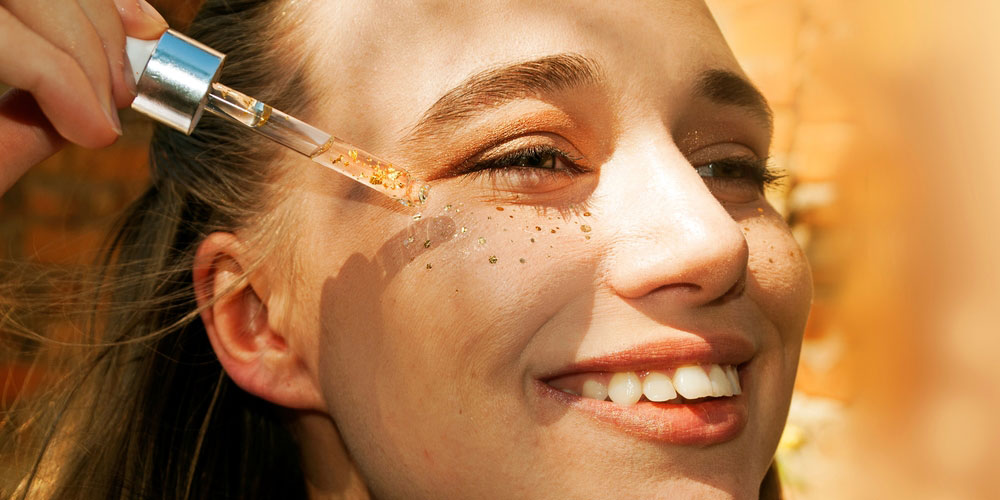 طلای کلاژن؛ آیا واقعاً پوست را جوان می‌کند؟