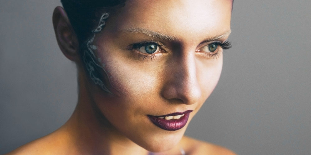 میکاپ فضایی چیست؟