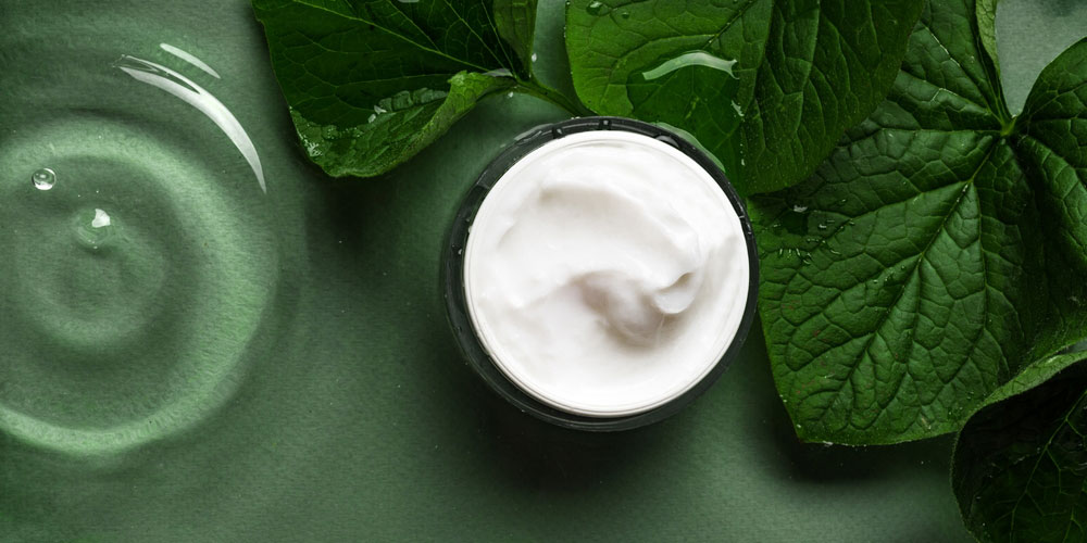 کرم تنظیم کننده رطوبت با تکنولوژی هوشمند، مراقبت پوست آیندهنگر