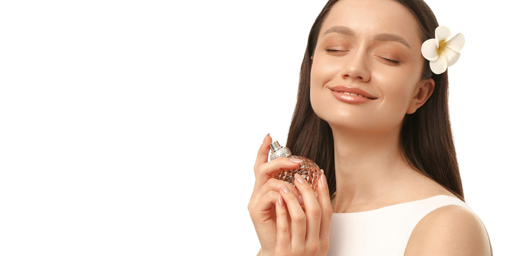 تأثیر عطر بر احساسات و روابط اجتماعی