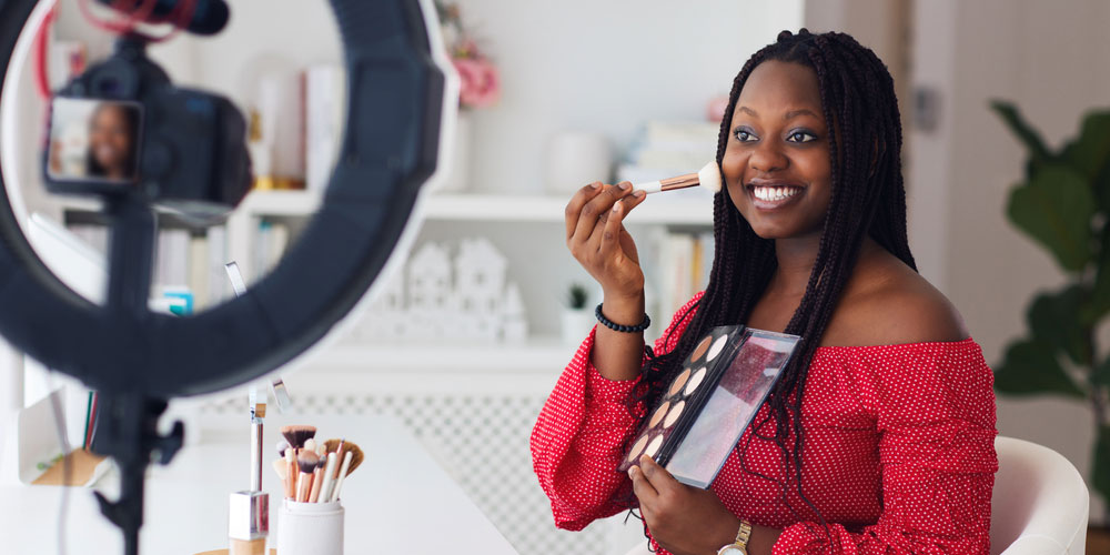 چقدر از تبلیغات آرایشی واقعیت دارد؟