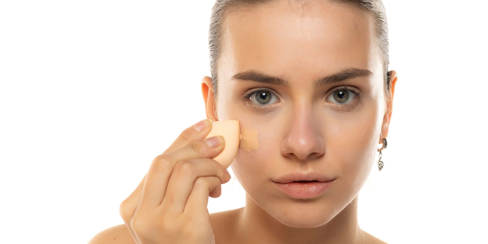 تحول در ساختار اسفنج میکاپ: از تک‌لایه تا چندلایه