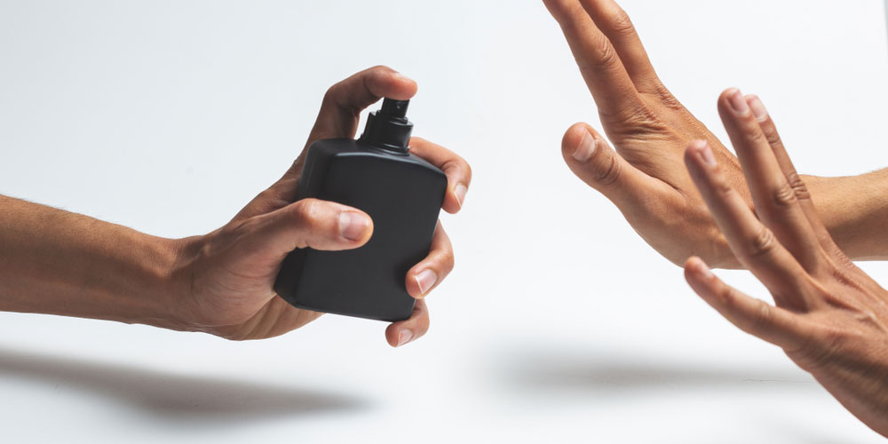 نکات پیشگیرانه برای جلوگیری از ماندگاری بیش از حد عطر