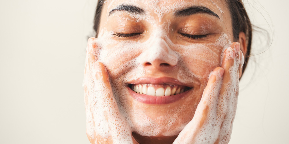 بهترین فوم شستشوی صورت ایرانی و معرفی 4 برند پرفروش بازار