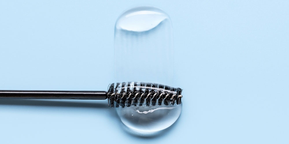 رازهای طبیعی برای مژه‌ها و ابروهای پرپشت