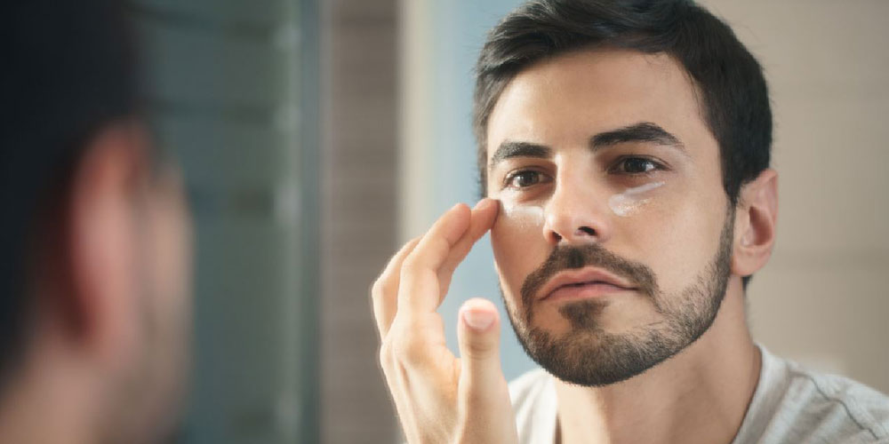 چرا ناحیه دور چشم نیاز به مراقبت ویژه دارد؟