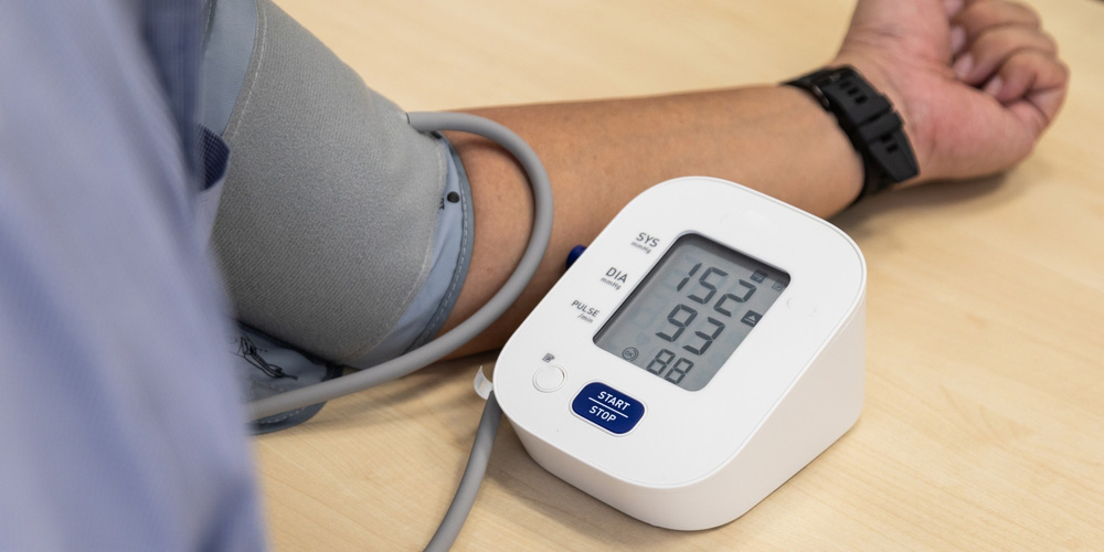 فشارسنج مچی در مقابل بازویی