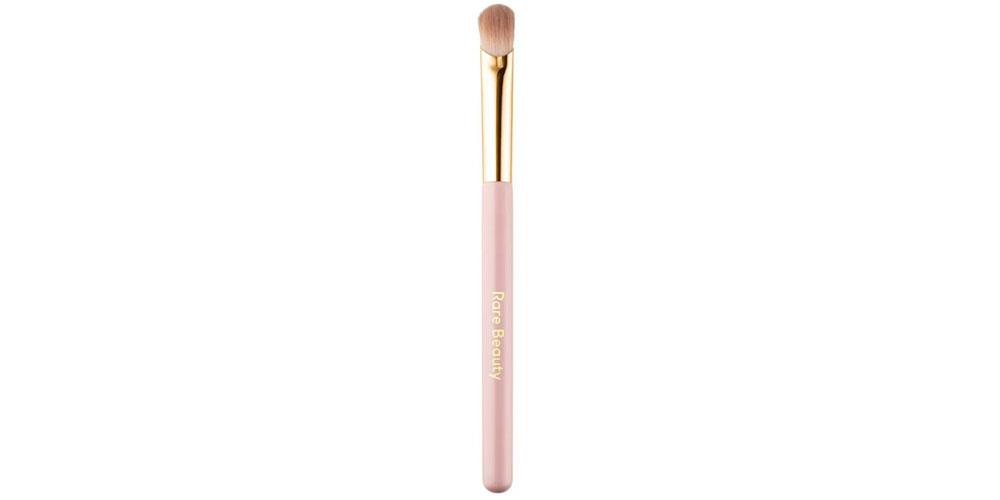 Rare Beauty Stay Vulnerable All-Over Eyeshadow Brush