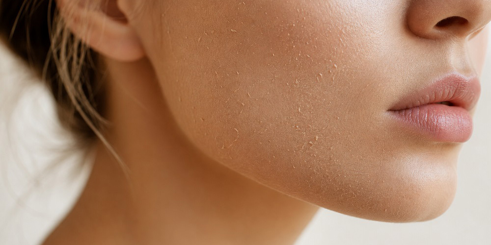 چگونه علت پیل شدن آرایش خود را پیدا کنیم؟